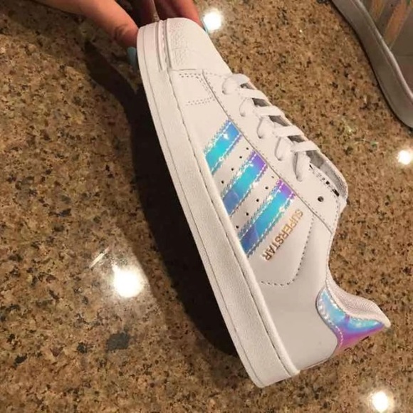 Adidas Superstars - Picture 4 of 4